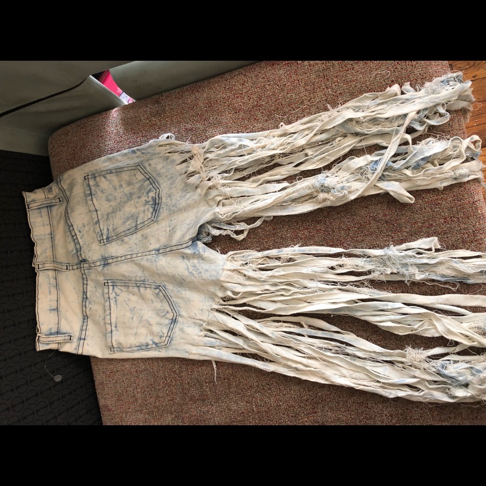 Brand new stylist ripped fashion jeans size 3